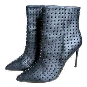 Women’s Black Punk Spike Stiletto Heel Steve Madden Fashion Boots Size 9.5
